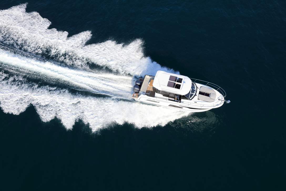 Jeanneau Merry Fisher 1095 HB Exterior - 13.JPG