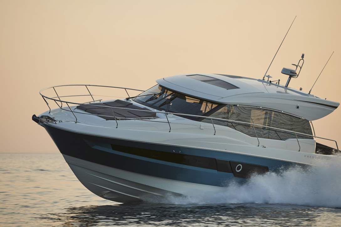 Prestige 460 S Exterior - 14.JPG