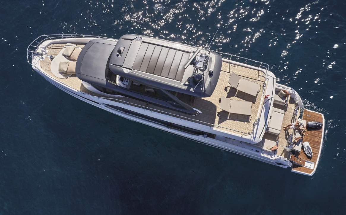 Prestige X70 Exterior - 8.JPG