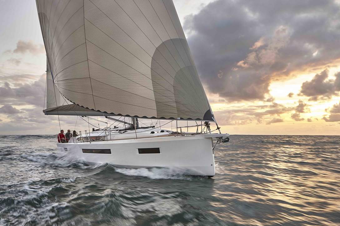 Jeanneau Sun Odyssey 490 Exterior - 37.JPG