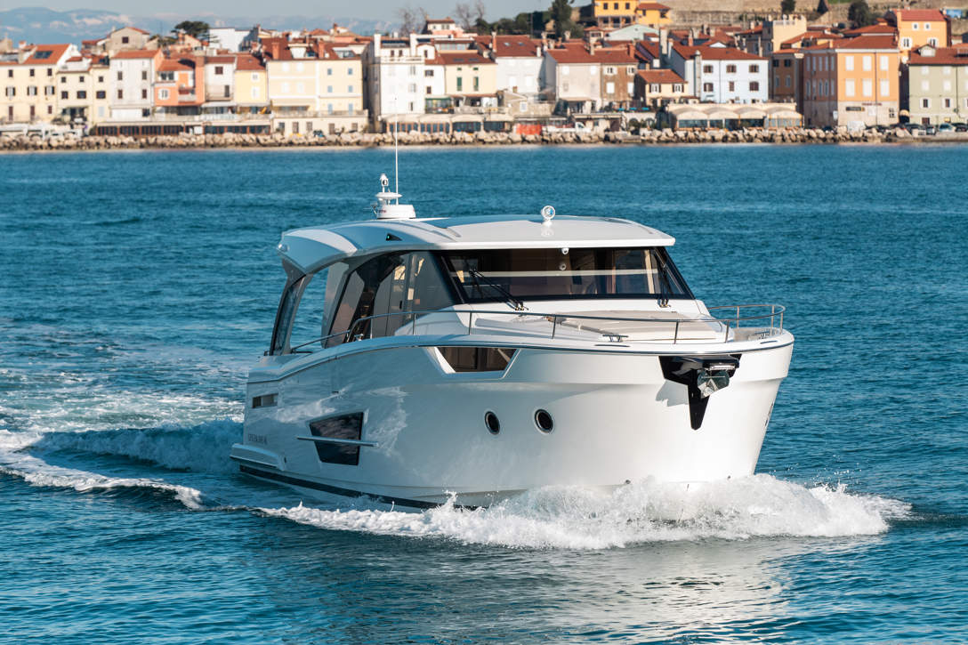 GL45COUPE Hybrid Ex Highres 7