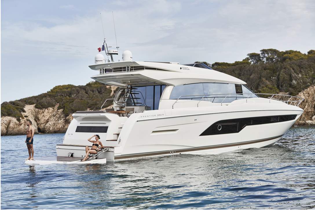 Prestige 630 S Exterior - 26.JPG