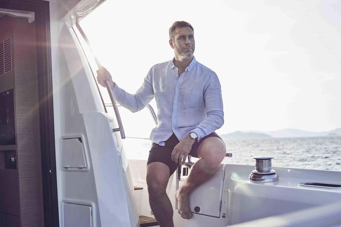 Prestige 520 Flybridge Exterior - 35.JPG