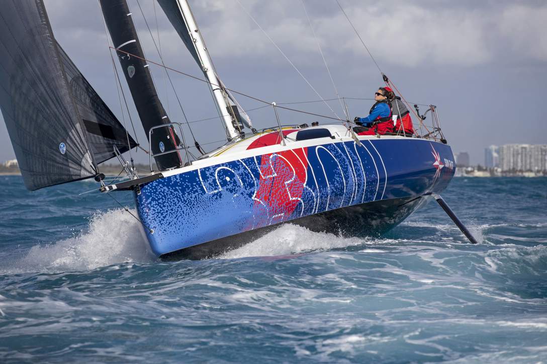 Jeanneau Sun Fast 3300 Exterior - 13.JPG