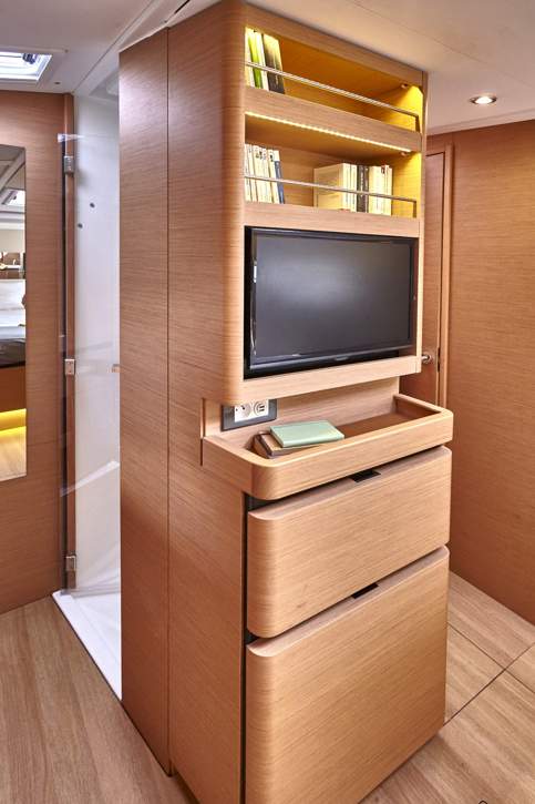 Jeanneau Sun Odyssey 490 Interior - 8.JPG