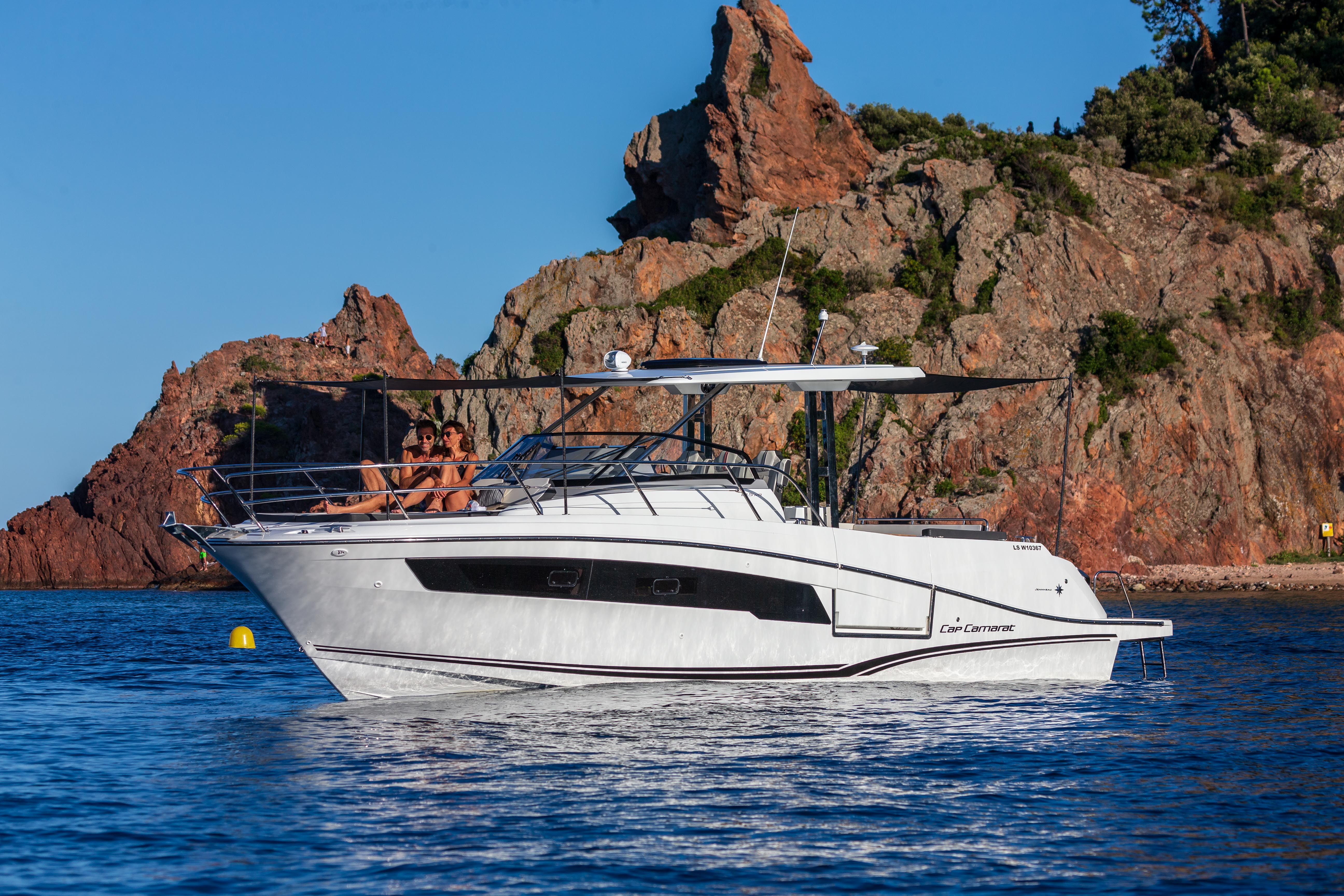 CAP CAMARAT 10.5WA IMAGE EXTERIOR (3)