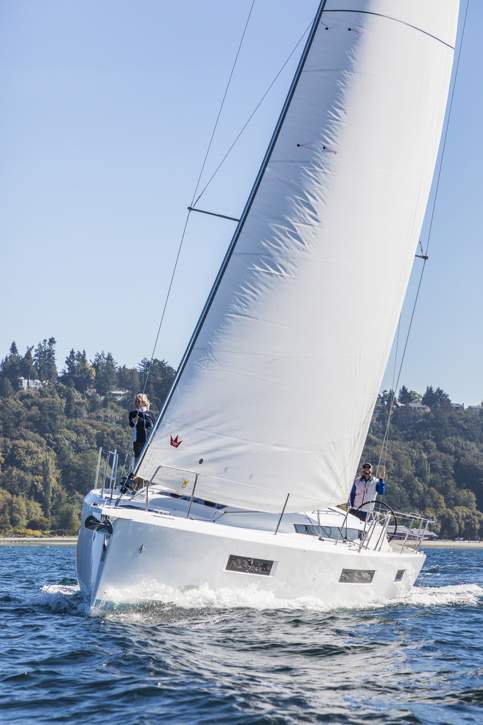 Jeanneau Sun Odyssey 440 Exterior - 58.JPG
