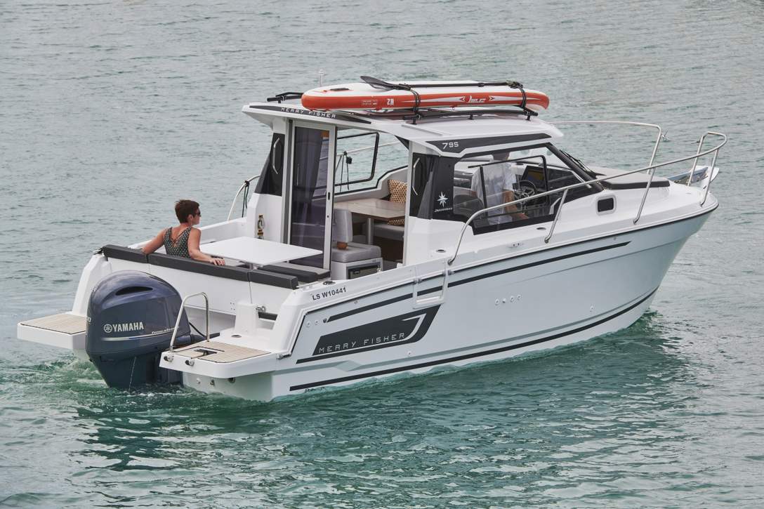 Jeanneau Merry Fisher 795 Serie 2 HB Exterior - 35.JPG