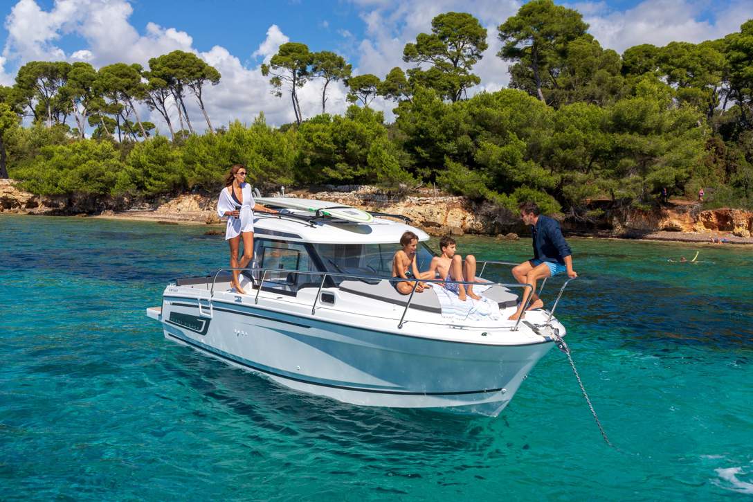 Jeanneau Merry Fisher 795 Serie 2 HB Exterior - 39.JPG