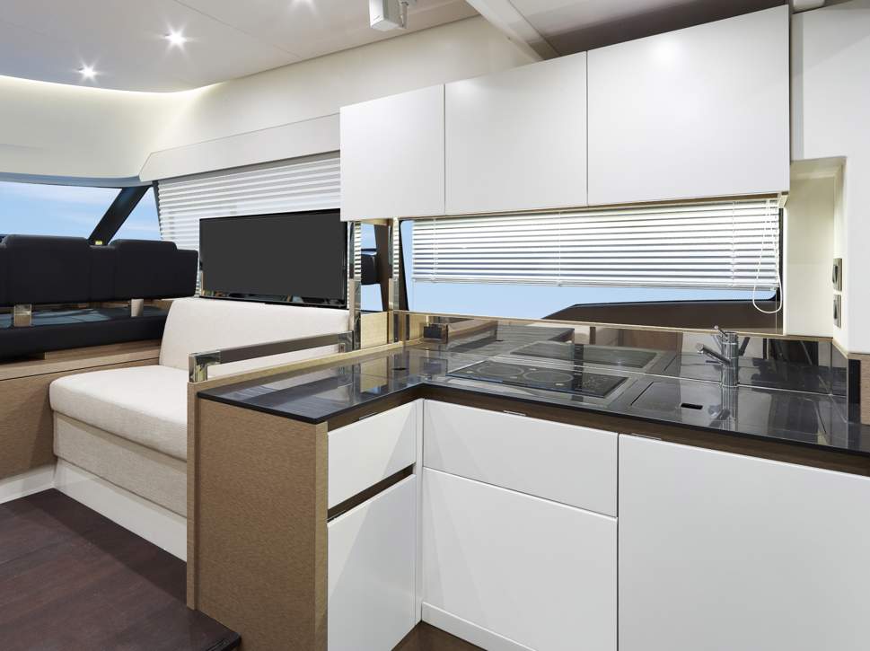 Prestige 460 Flybridge Interior - 31.JPG