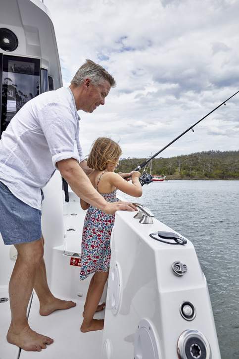Jeanneau Merry Fisher 1095 HB Interior - 19.JPG