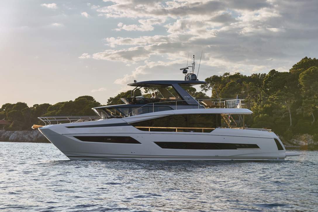 Prestige X70 Exterior - 18.JPG
