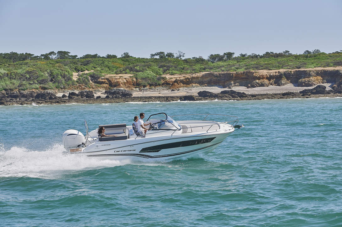 CAP CAMARAT 7.5WA IMAGE EXTERIOR RUNNING (4)