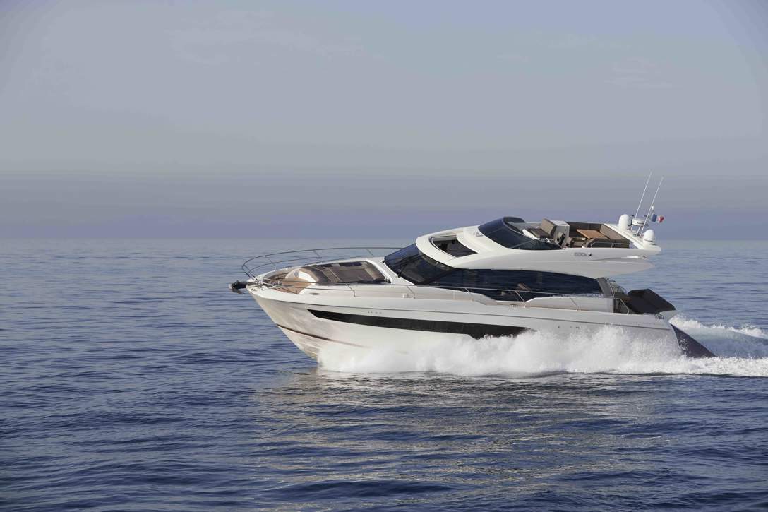 Prestige 630 S Exterior - 35.JPG