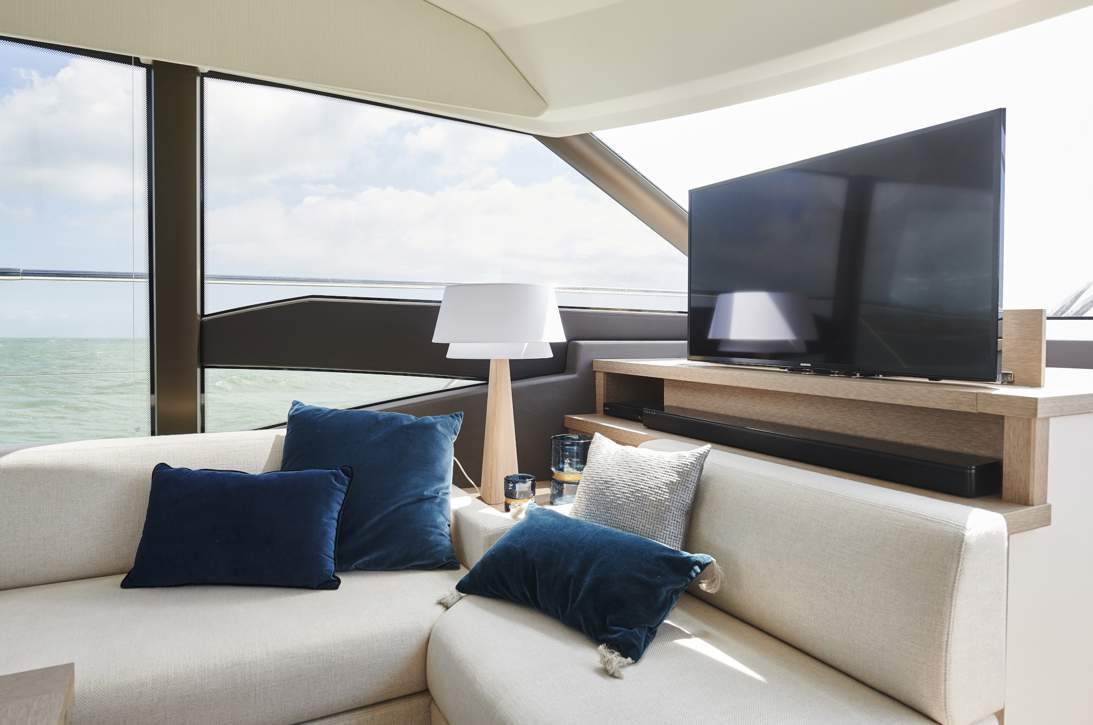 Prestige 590 Flybridge Interior - 1.JPG