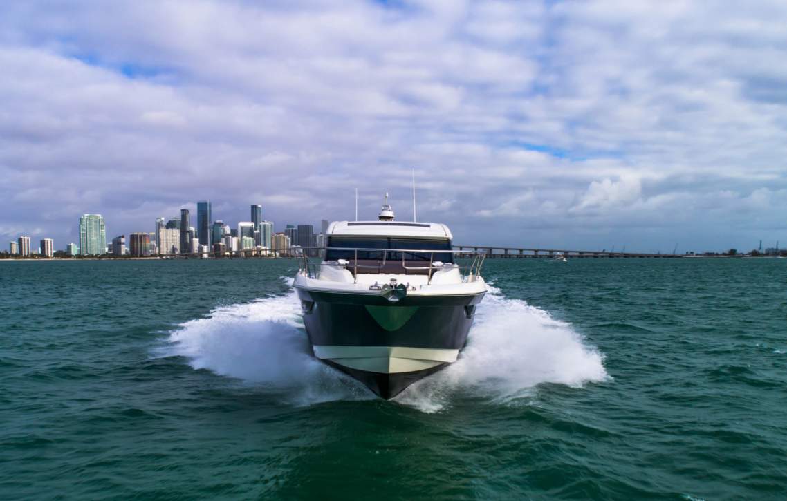 Prestige 520 S Exterior - 13.JPG
