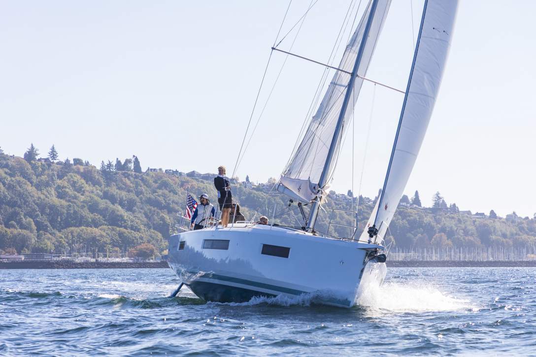 Jeanneau Sun Odyssey 440 Exterior - 54.JPG
