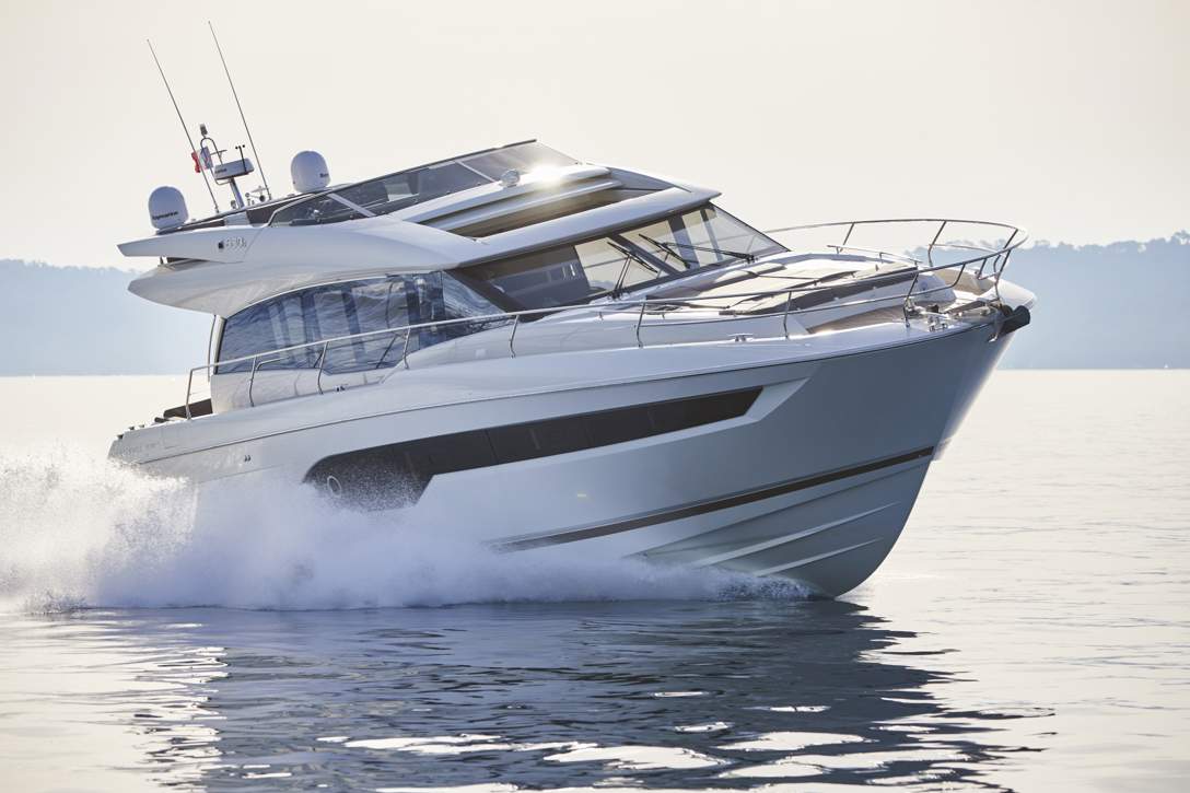 Prestige 630 S Exterior - 13.JPG