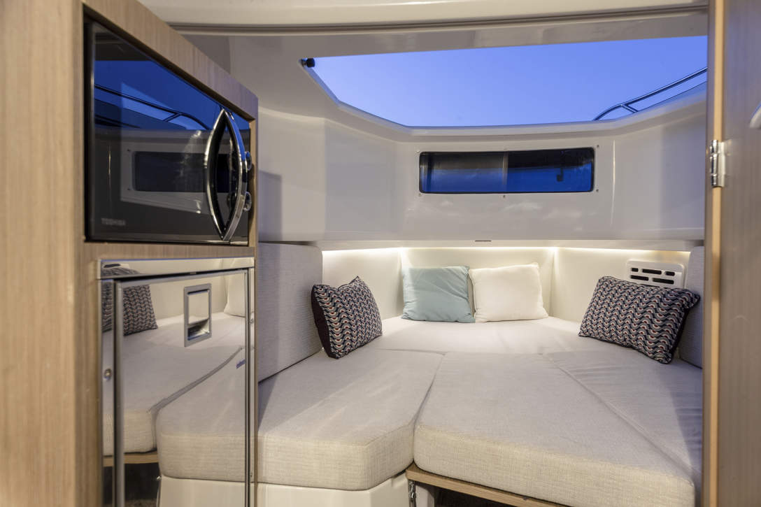 CAP CAMARAT 10.5CC IMAGE INTERIOR
