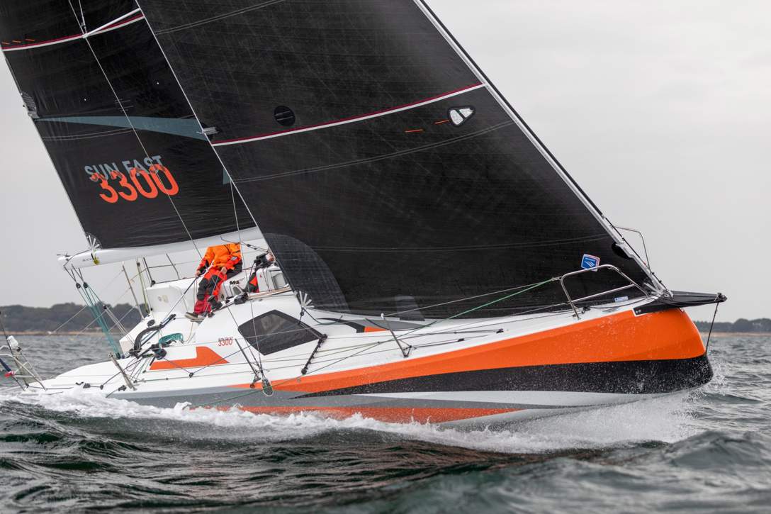 Jeanneau Sun Fast 3300 Exterior - 43.JPG
