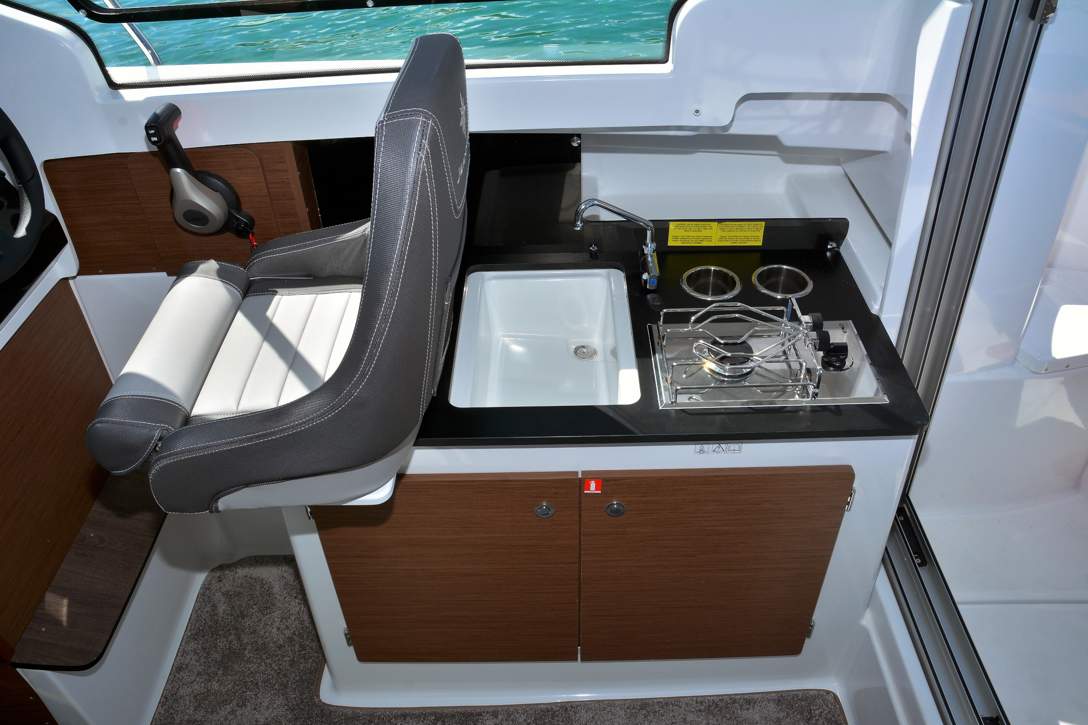Jeanneau Merry Fisher 695 Serie 2 HB Interior - 2.JPG