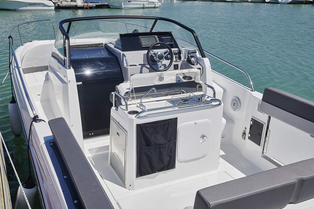 CAP CAMARAT 7.5WA IMAGE EXTERIOR STILL (3)