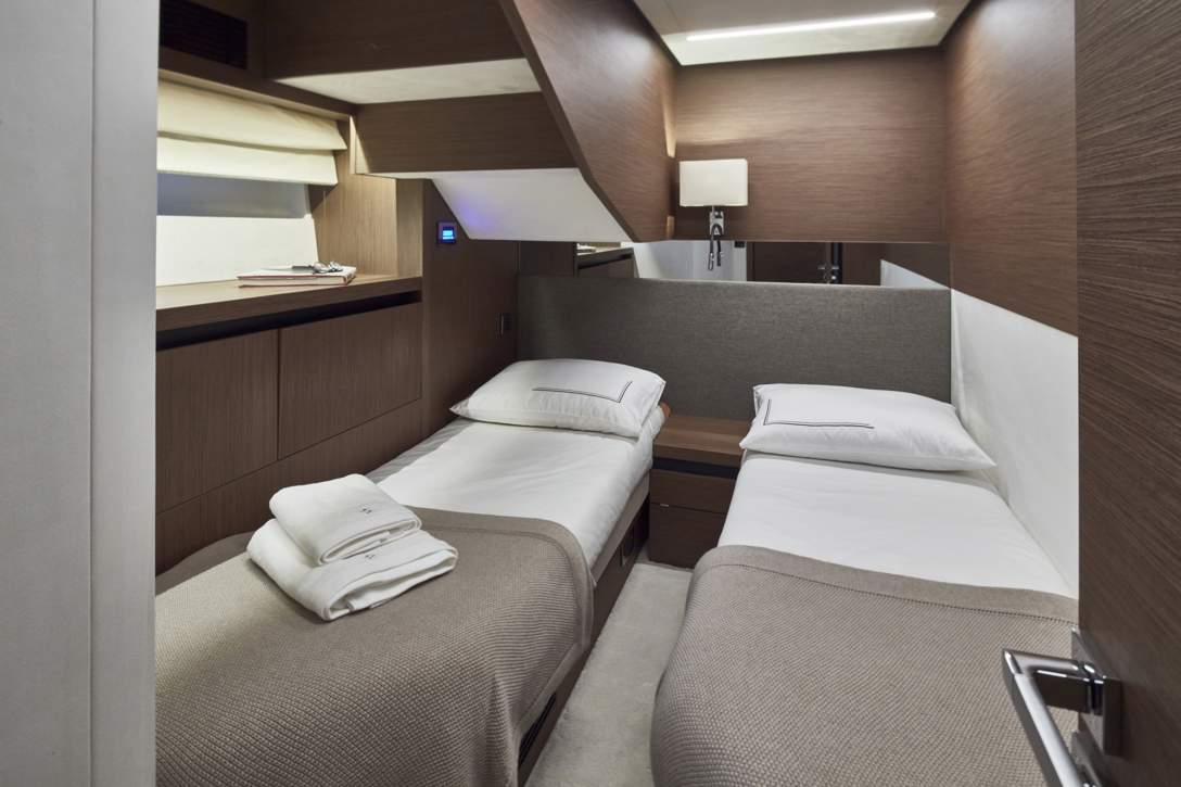 Prestige X70 Interior - 38.JPG