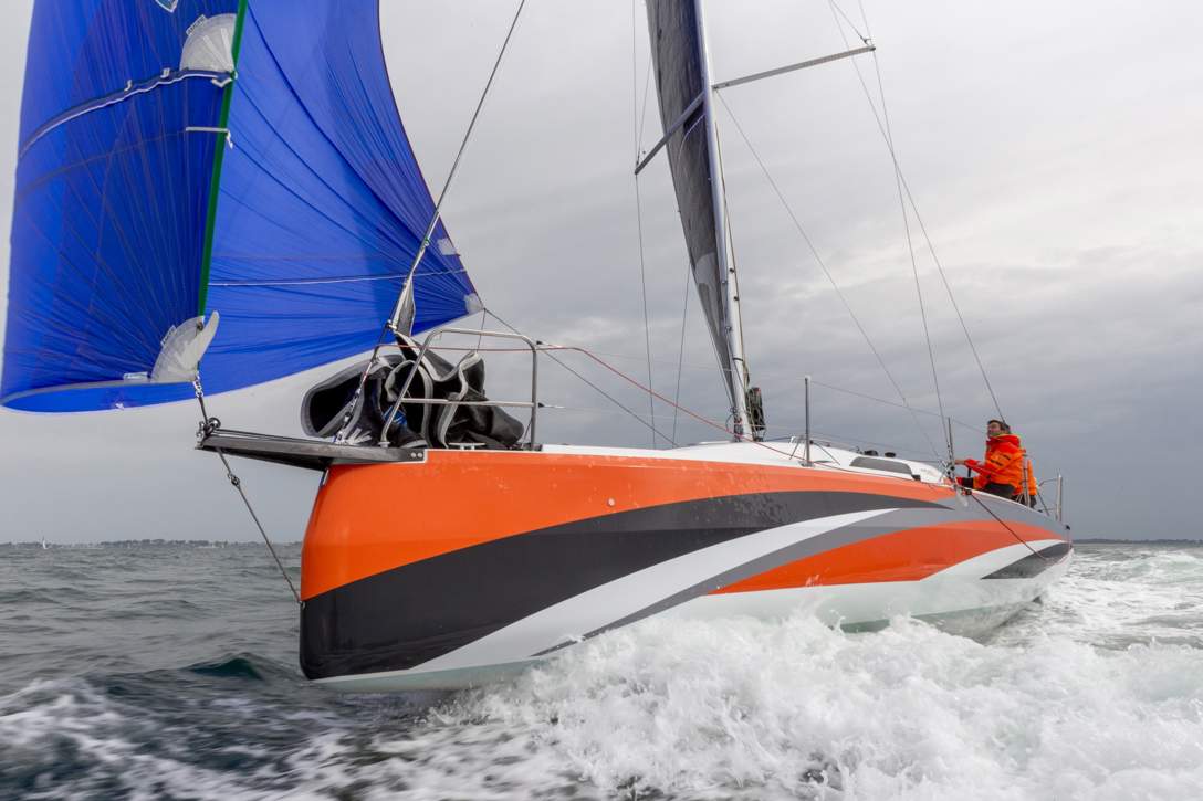 Jeanneau Sun Fast 3300 Exterior - 26.JPG