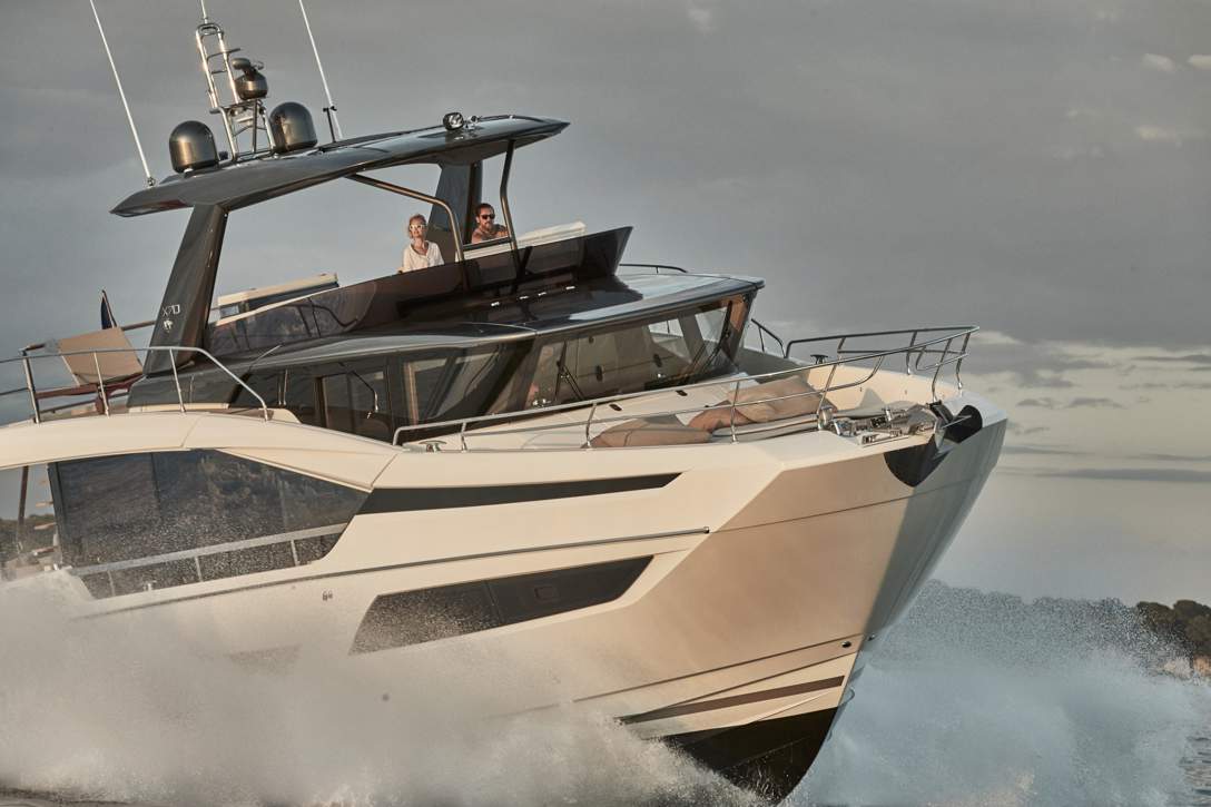 Prestige X70 Exterior - 25.JPG