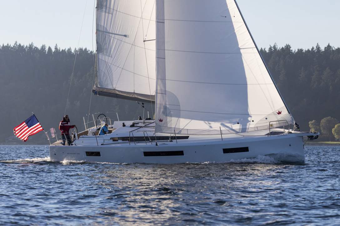 Jeanneau Sun Odyssey 440 Exterior - 49.JPG