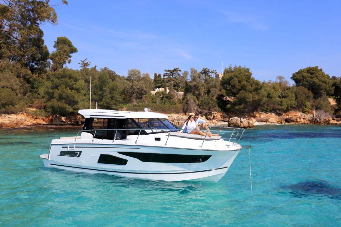 Jeanneau Merry Fisher 1095 HB Exterior - 37.JPG