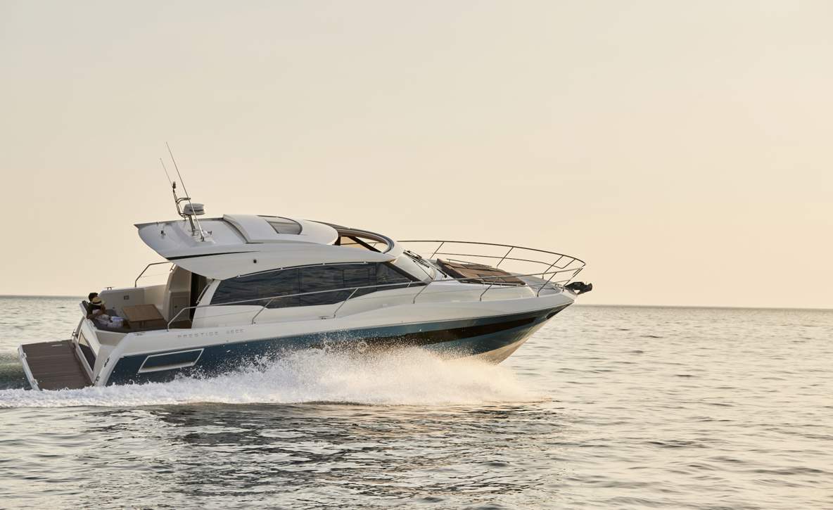 Prestige 460 S Exterior - 18.JPG