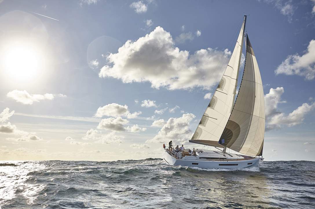 Jeanneau Sun Odyssey 490 Exterior - 22.JPG